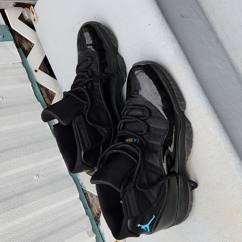 Nike Patent Leather XI